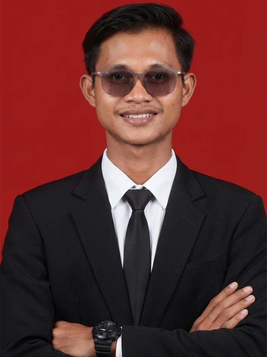 Mufthi Adi Syahdian - Direktur